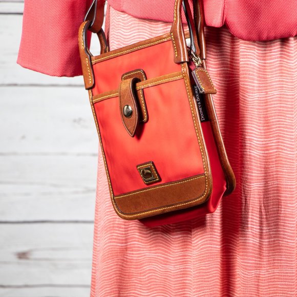 Dooney & Bourke Wayfarer Letter Carrier - Picture 1 of 11